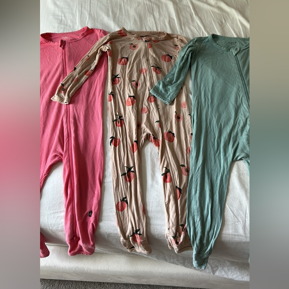 Kyte baby 3T onesies